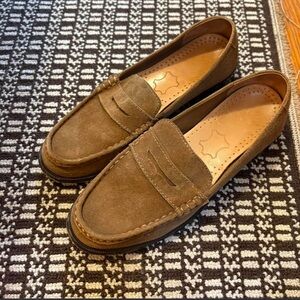 Matisse Women's Brown Suede Loafers